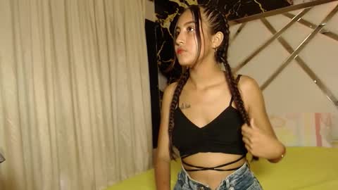 Snapshot of luna_star23 chatting on 09.30.25 luna online show from 09.30.25