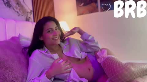  A M M Y  online show from 09.14.25