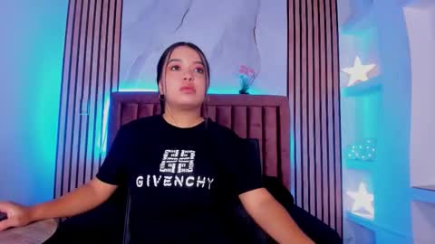 Luna  online show from 10.23.25