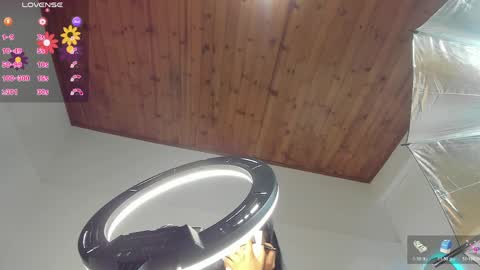 Snapshot of luna_velveth1 chatting on 04.11.26 luna_velveth1 online show from 04.11.26