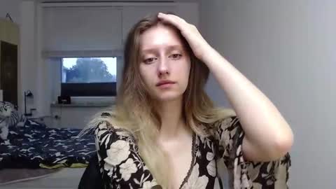 L U N A  online show from 09.11.25