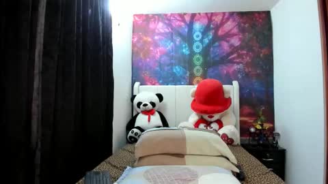 lunaa mayer online show from 11.08.25