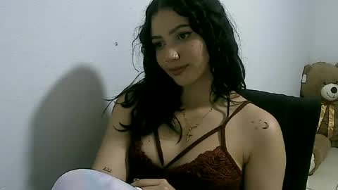 lunaa_sub online show from 02.14.25
