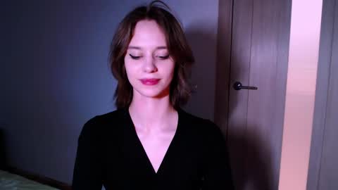 Luna online show from 01.14.25