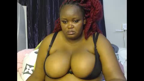 lunabloom01 online show from 01.07.26