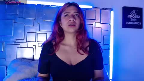 lunabloom2 online show from 02.11.26