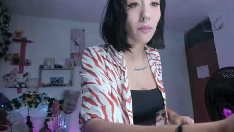 lunacristal_moon online show from 12.07.24
