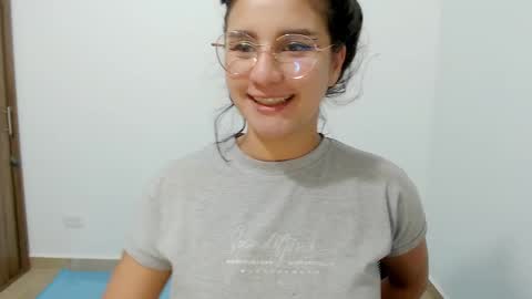 My name is luna Lovense is active my orgasms in your hands Give me more pleasure and make me cum PVT IS OPEN online show from 12.15.24