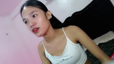 lunafoxx_ online show from 02.04.26