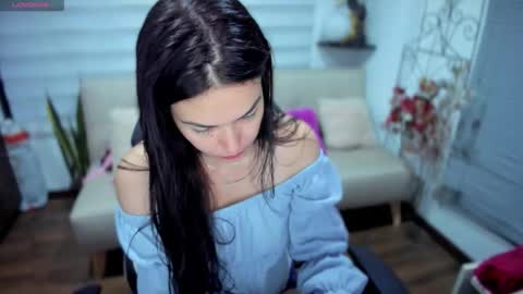 Luna online show from 12.21.25