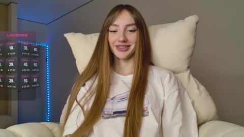 Luna online show from 10.15.25