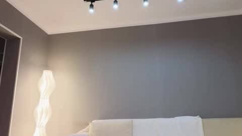 Luna online show from 12.15.25