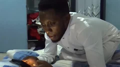 lunalove22_ online show from 11.16.25