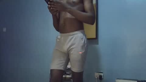 Snapshot of lunalove22_ chatting on 02.02.26 lunalove22_ online show from 02.02.26