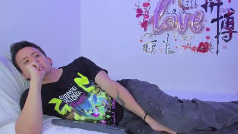 Snapshot of lunandrew chatting on 03.05.25 Luna Mendez Andrew Cemar online show from 03.05.25