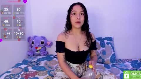 Snapshot of lunandrew chatting on 10.21.25 Luna Mendez Andrew Cemar online show from 10.21.25