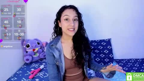 Snapshot of lunandrew chatting on 11.06.25 Luna Mendez Andrew Cemar online show from 11.06.25