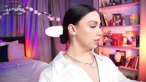Snapshot of lunanight_ chatting on 03.10.25 Luna next streams Mon Fri Sat Sun 8pm-5am gmt0 online show from 03.10.25