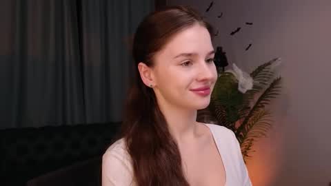 Snapshot of lunaolivia_ chatting on 10.27.25 lunaolivia_ online show from 10.27.25