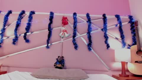Luna Page online show from 12.23.24