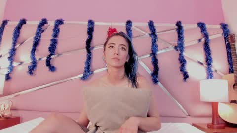 Luna Page online show from 12.28.24