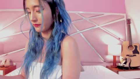 Luna Page online show from 01.14.25