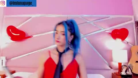 Luna Page online show from 02.18.25