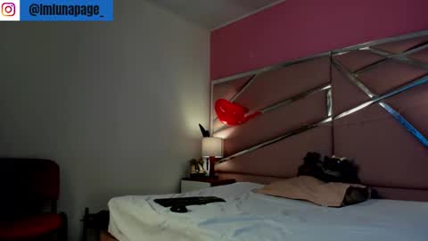 Luna Page online show from 02.19.25