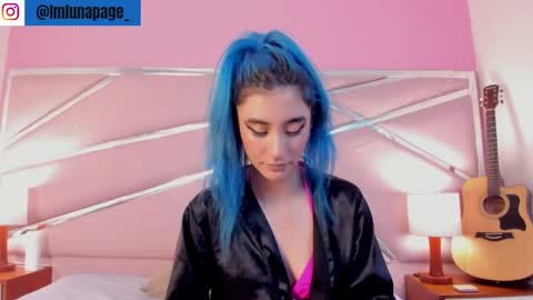 Luna Page online show from 03.04.25