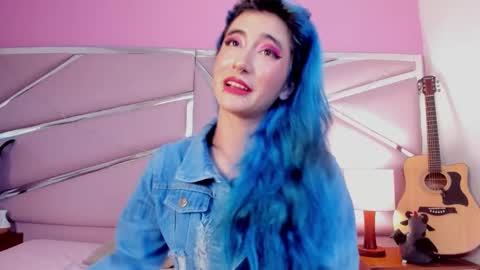 Luna Page online show from 03.07.25