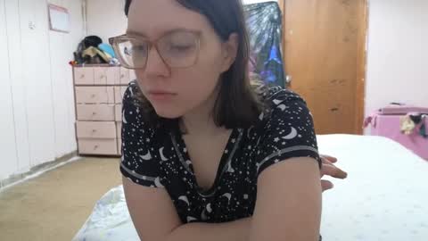 Snapshot of lunaquinn45 chatting on 12.26.24 lunaquinn45 online show from 12.26.24