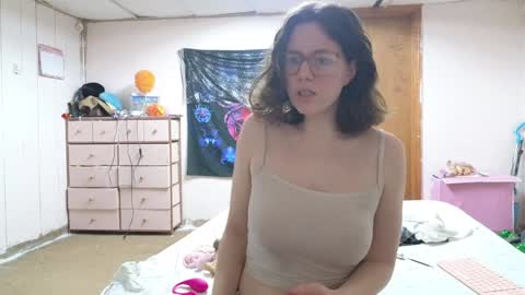 Snapshot of lunaquinn45 chatting on 12.30.24 lunaquinn45 online show from 12.30.24