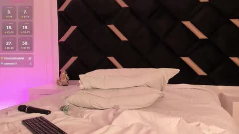 Lia 3 online show from 02.20.26