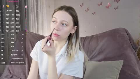 Kelly online show from 04.14.26