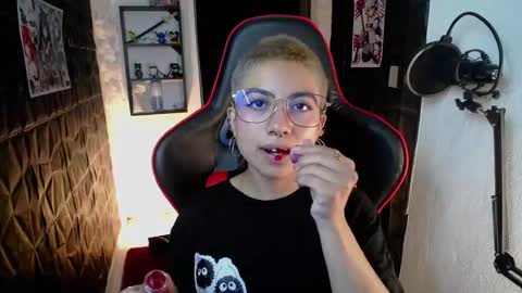 lunarichy online show from 11.11.25