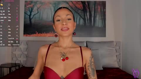 Snapshot of lunaruso chatting on 02.12.25 Luna Ruso  online show from 02.12.25