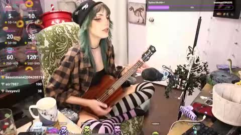 Snapshot of lunasparkles chatting on 02.14.25 ..LunaSparkles. online show from 02.14.25