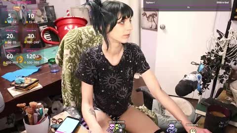 Snapshot of lunasparkles chatting on 02.18.25 ..LunaSparkles. online show from 02.18.25