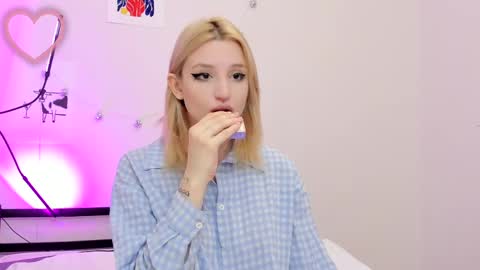 Kate online show from 02.24.25