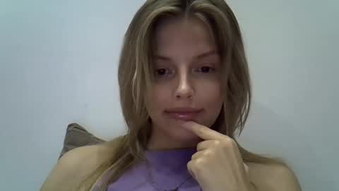 Luna  online show from 09.25.25