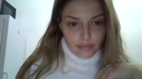 Luna  online show from 10.27.25