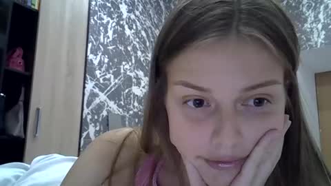 Luna  online show from 10.28.25