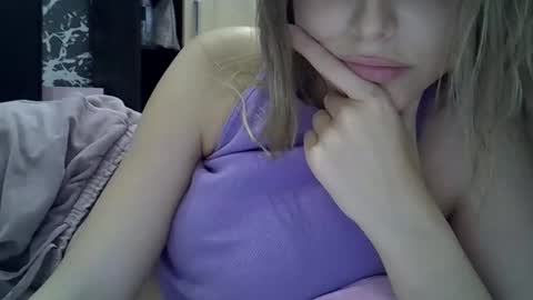 Luna  online show from 11.01.25