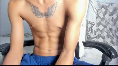 Snapshot of lunay_bigcock420 chatting on 10.09.25 lunay_bigcock420 online show from 10.09.25