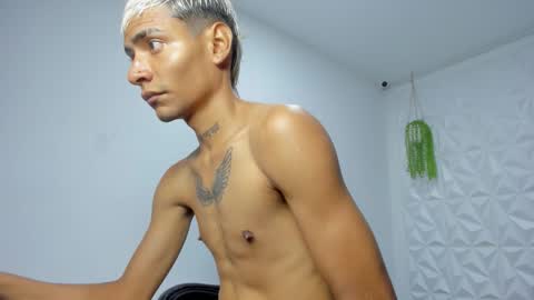 Snapshot of lunay_bigcock420 chatting on 01.17.26 lunay_bigcock420 online show from 01.17.26