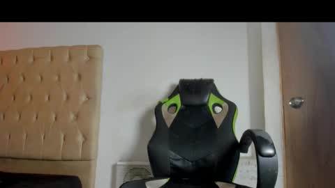 Snapshot of lunay_bigcock420 chatting on 02.14.26 lunay_bigcock420 online show from 02.14.26