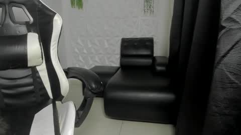 Snapshot of lunay_bigcock420 chatting on 02.19.26 lunay_bigcock420 online show from 02.19.26