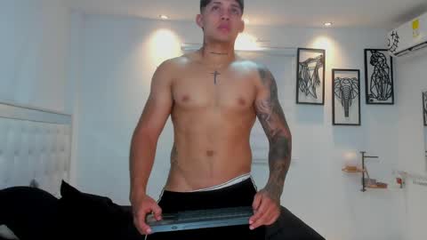 Lunay online show from 04.10.26