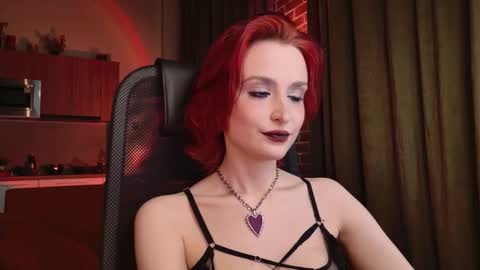 lunelucy online show from 10.13.25