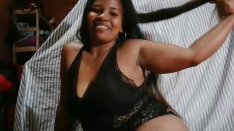 luniah online show from 04.29.26